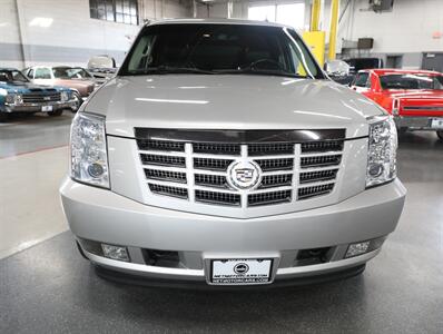 2010 Cadillac Escalade Luxury AWD   - Photo 6 - Addison, IL 60101