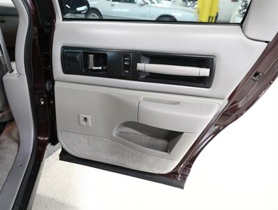 1996 Chevrolet Impala SS - Photo 24 - Addison, IL 60101