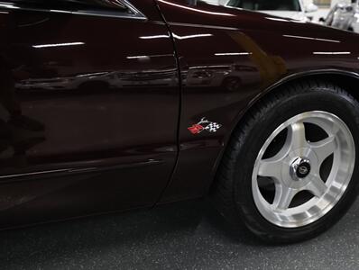 1996 Chevrolet Impala SS - Photo 9 - Addison, IL 60101