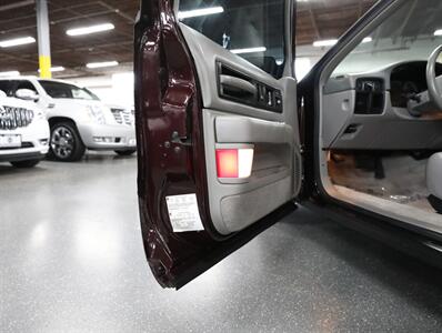 1996 Chevrolet Impala SS - Photo 34 - Addison, IL 60101