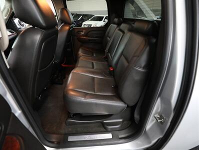 2013 Cadillac Escalade EXT Premium - Photo 27 - Addison, IL 60101