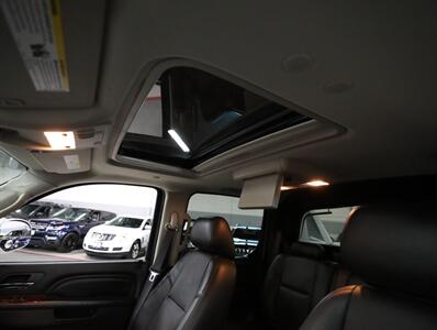 2013 Cadillac Escalade EXT Premium - Photo 34 - Addison, IL 60101