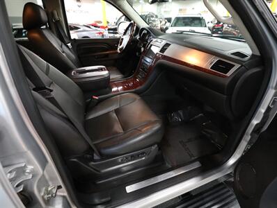 2013 Cadillac Escalade EXT Premium - Photo 20 - Addison, IL 60101