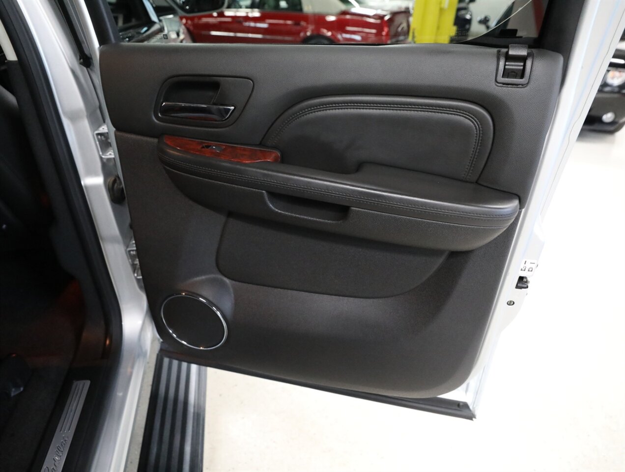 2013 Cadillac Escalade EXT Premium - Photo 22 - Addison, IL 60101