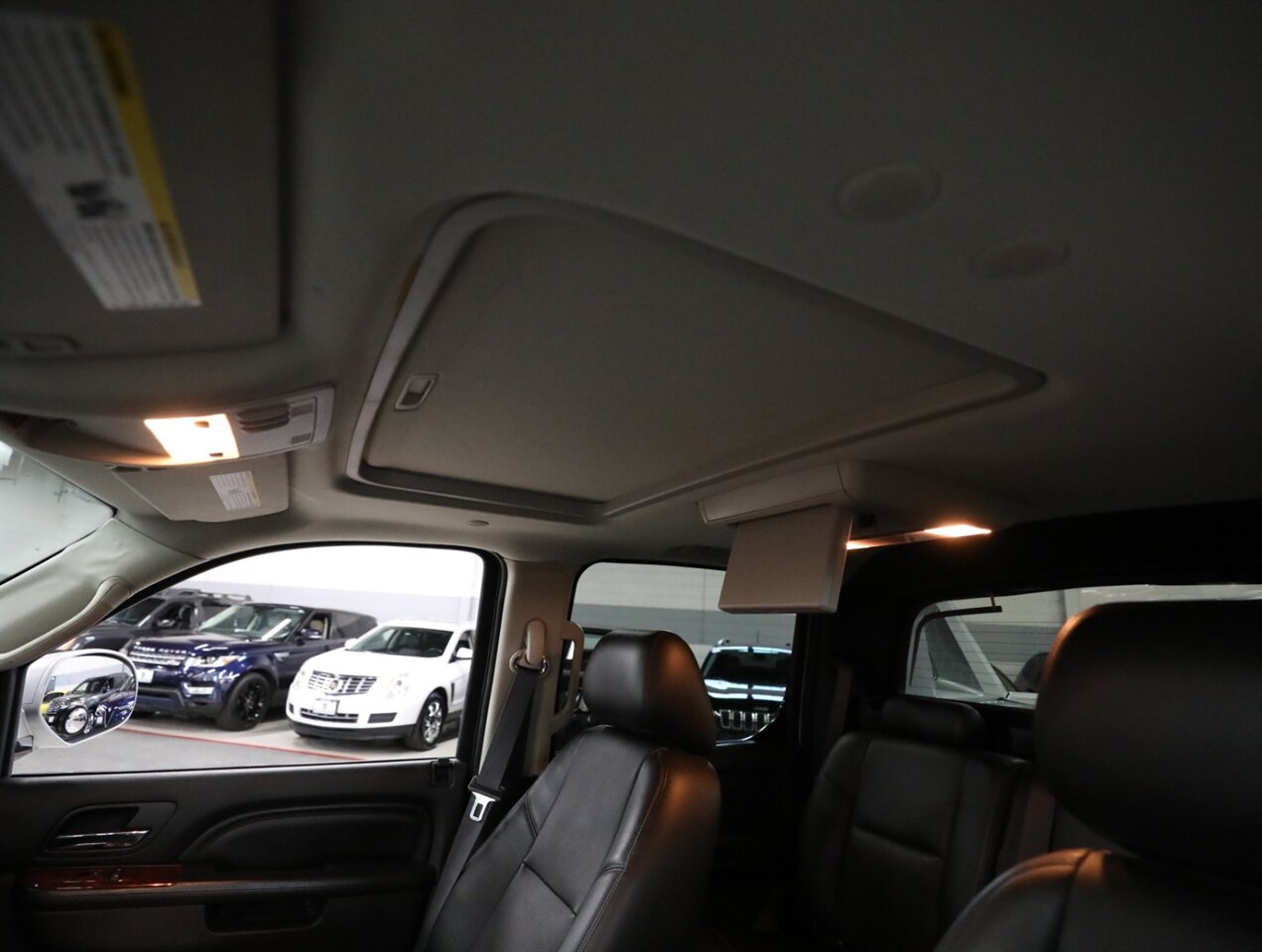 2013 Cadillac Escalade EXT Premium - Photo 35 - Addison, IL 60101