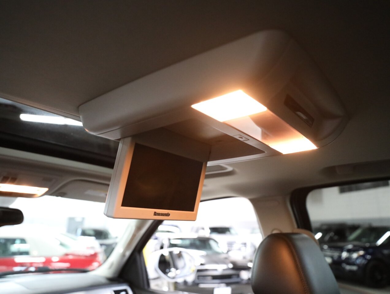 2013 Cadillac Escalade EXT Premium - Photo 28 - Addison, IL 60101