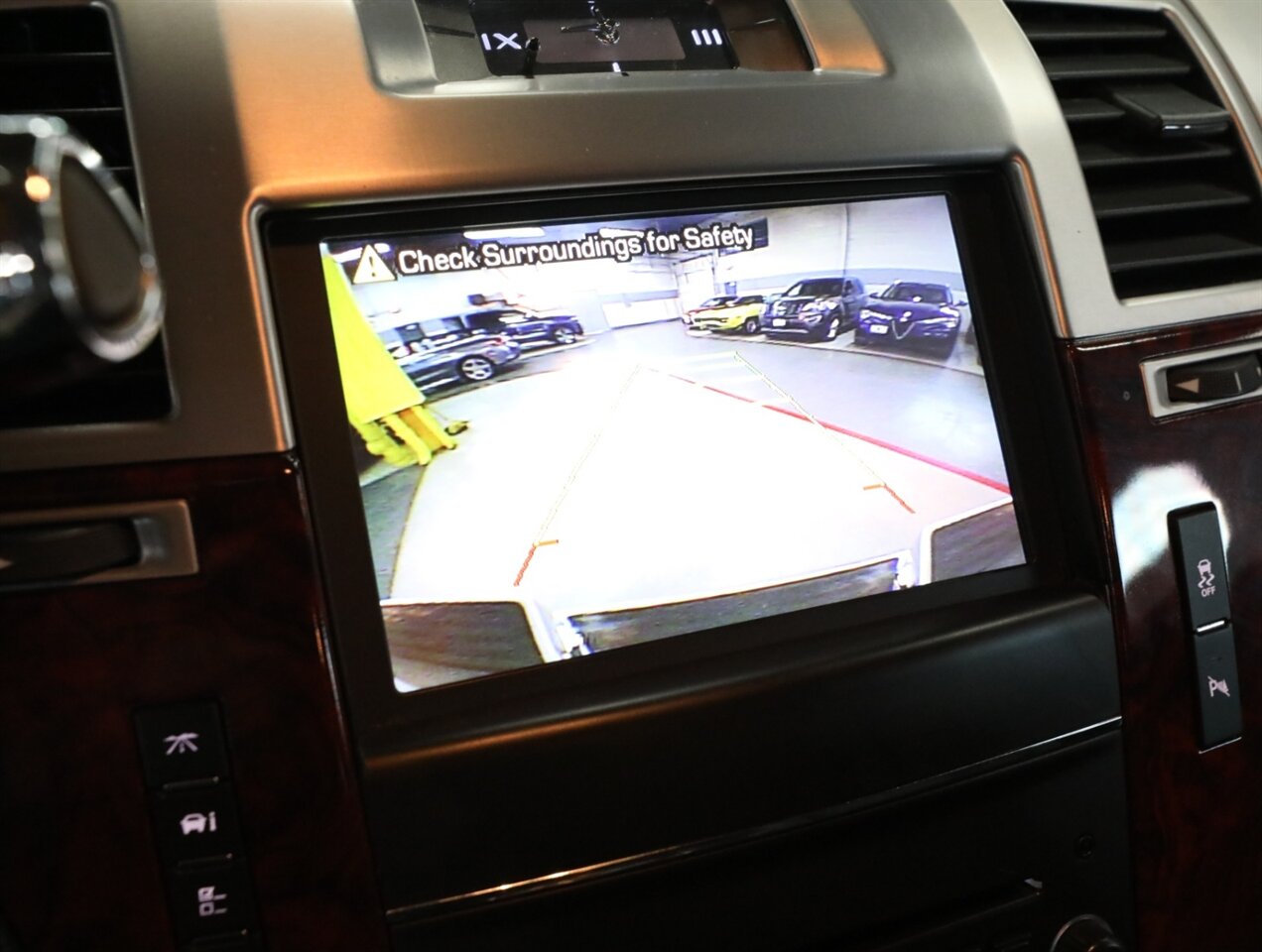 2013 Cadillac Escalade EXT Premium - Photo 39 - Addison, IL 60101