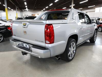 2013 Cadillac Escalade EXT Premium - Photo 9 - Addison, IL 60101