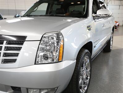 2013 Cadillac Escalade EXT Premium - Photo 5 - Addison, IL 60101