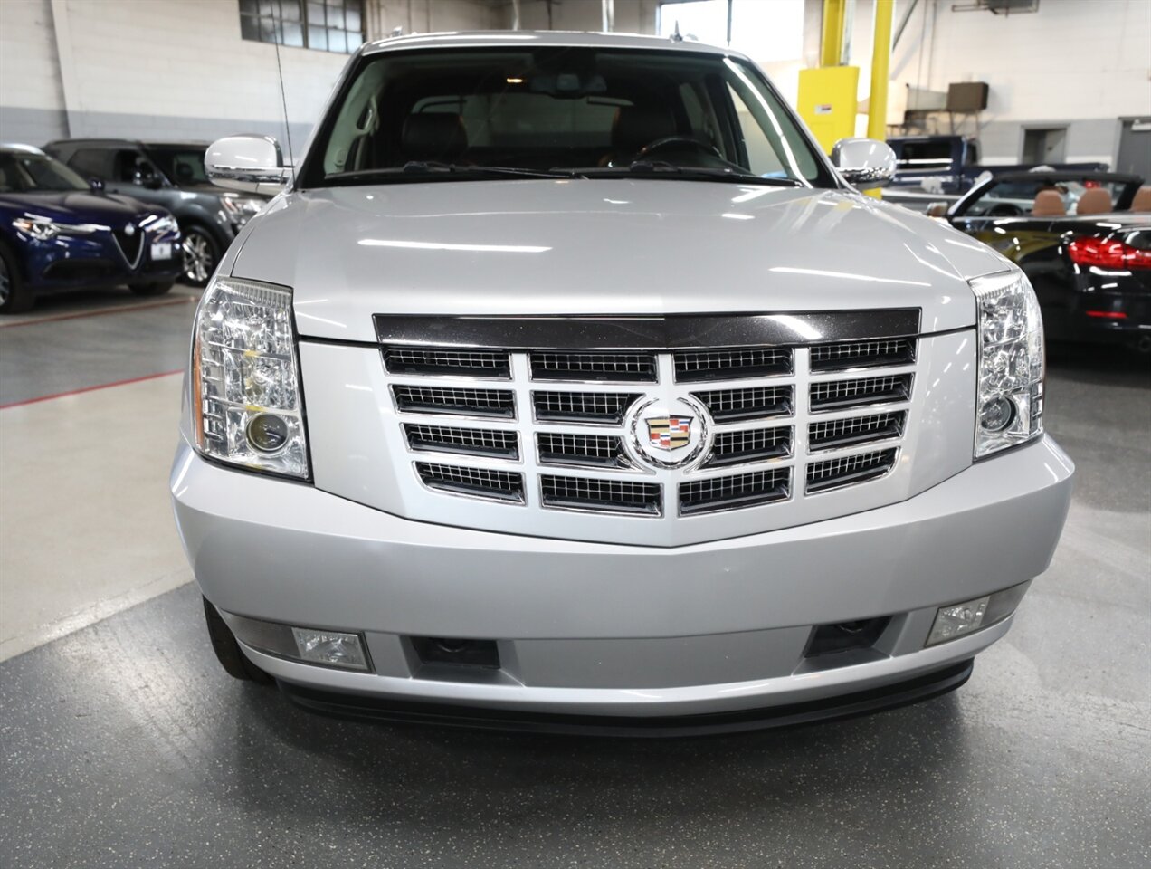 2013 Cadillac Escalade EXT Premium - Photo 6 - Addison, IL 60101