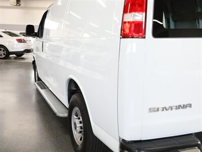 2024 GMC Savana 2500 Cargo Van - Photo 12 - Addison, IL 60101