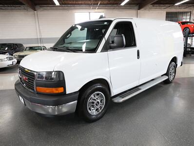 2024 GMC Savana 2500 Cargo Van - Photo 4 - Addison, IL 60101