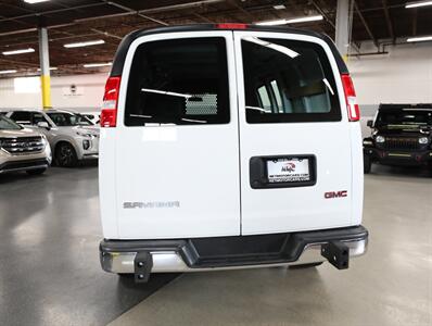 2024 GMC Savana 2500 Cargo Van - Photo 10 - Addison, IL 60101