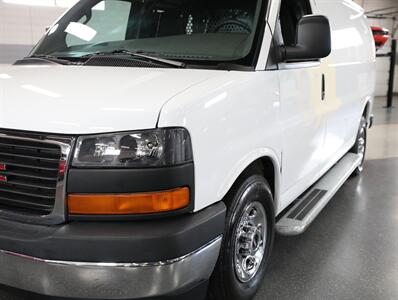2024 GMC Savana 2500 Cargo Van - Photo 5 - Addison, IL 60101