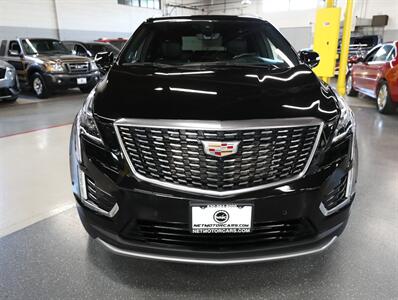 2022 Cadillac XT5 Premium Luxury   - Photo 6 - Addison, IL 60101