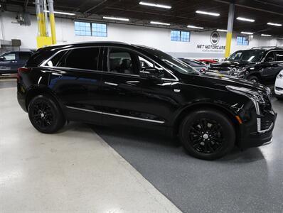 2022 Cadillac XT5 Premium Luxury AWD   - Photo 8 - Addison, IL 60101