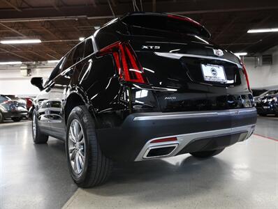 2022 Cadillac XT5 Premium Luxury   - Photo 12 - Addison, IL 60101