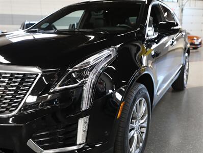 2022 Cadillac XT5 Premium Luxury   - Photo 5 - Addison, IL 60101