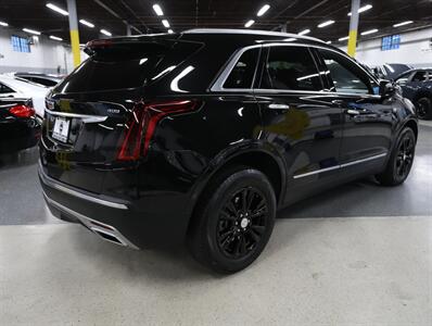2022 Cadillac XT5 Premium Luxury AWD   - Photo 9 - Addison, IL 60101