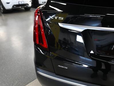 2022 Cadillac XT5 Premium Luxury   - Photo 11 - Addison, IL 60101