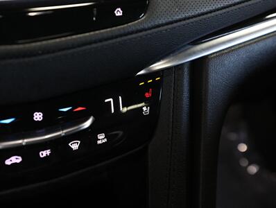 2022 Cadillac XT5 Premium Luxury   - Photo 39 - Addison, IL 60101