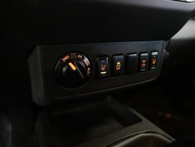 2015 Nissan Xterra PRO-4X   - Photo 32 - Addison, IL 60101