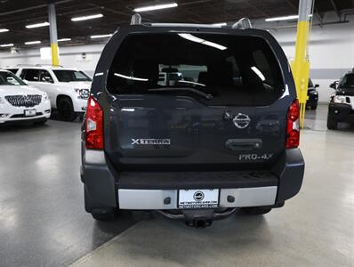 2015 Nissan Xterra PRO-4X   - Photo 11 - Addison, IL 60101