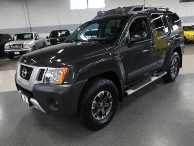 2015 Nissan Xterra PRO-4X   - Photo 4 - Addison, IL 60101
