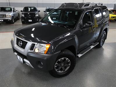 2015 Nissan Xterra PRO-4X   - Photo 2 - Addison, IL 60101
