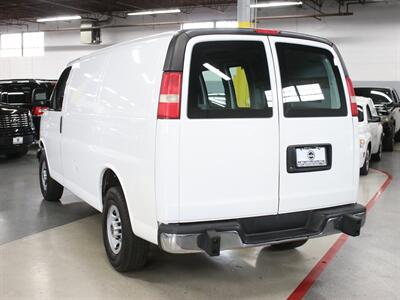 2014 GMC Savana 2500 Cargo Van   - Photo 13 - Addison, IL 60101