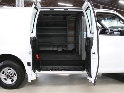 2014 GMC Savana 2500 Cargo Van   - Photo 18 - Addison, IL 60101