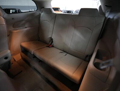 2017 Buick Enclave Leather   - Photo 25 - Addison, IL 60101