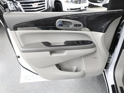 2017 Buick Enclave Leather   - Photo 30 - Addison, IL 60101