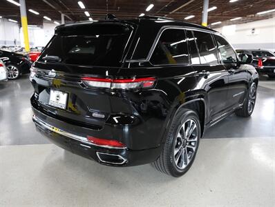 2022 Jeep Grand Cherokee Overland 4xe   - Photo 10 - Addison, IL 60101