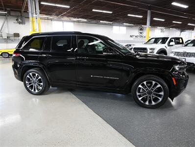 2022 Jeep Grand Cherokee Overland 4xe   - Photo 8 - Addison, IL 60101