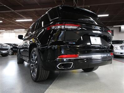 2022 Jeep Grand Cherokee Overland 4xe   - Photo 14 - Addison, IL 60101