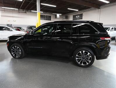 2022 Jeep Grand Cherokee Overland 4xe   - Photo 17 - Addison, IL 60101