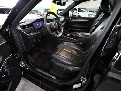 2022 Jeep Grand Cherokee Overland 4xe   - Photo 33 - Addison, IL 60101