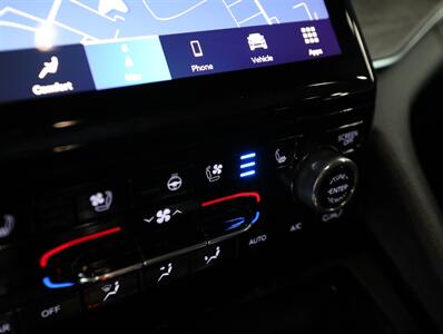 2022 Jeep Grand Cherokee Overland 4xe   - Photo 43 - Addison, IL 60101