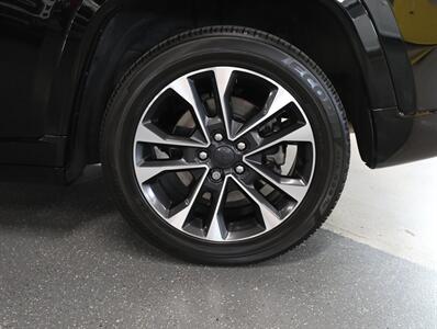 2022 Jeep Grand Cherokee Overland 4xe   - Photo 54 - Addison, IL 60101