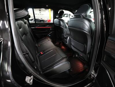 2022 Jeep Grand Cherokee Overland 4xe   - Photo 23 - Addison, IL 60101