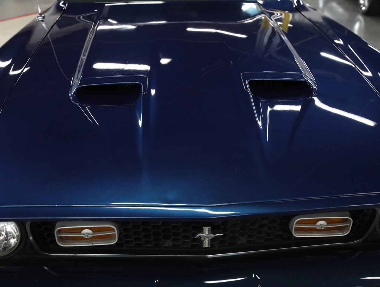 1972 Ford Mustang MACH1 - Photo 9 - Addison, IL 60101