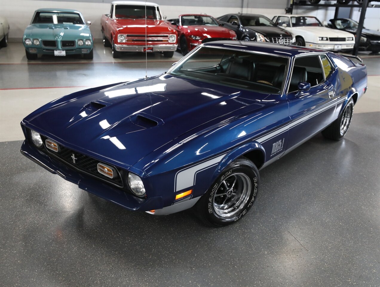 1972 Ford Mustang MACH1 - Photo 2 - Addison, IL 60101