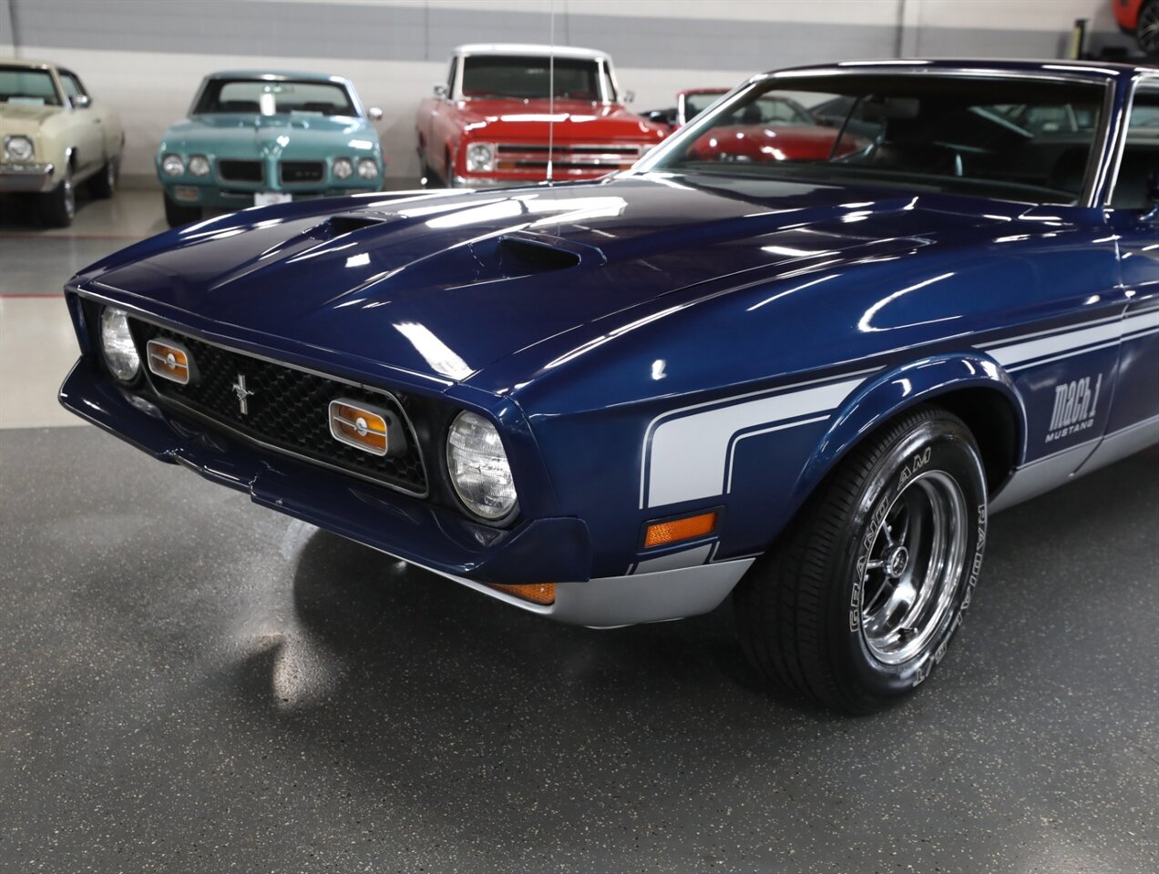 1972 Ford Mustang MACH1 - Photo 3 - Addison, IL 60101