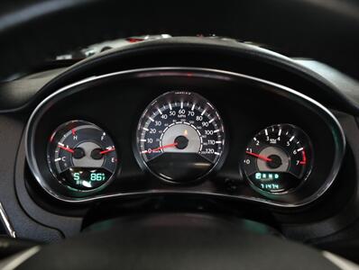 2013 Chrysler 200 Limited - Photo 32 - Addison, IL 60101