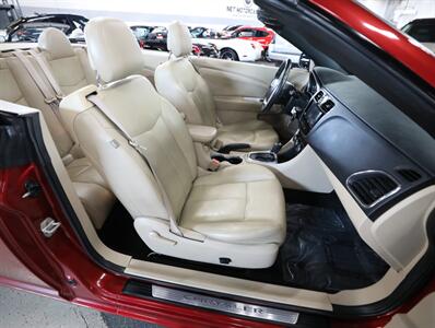 2013 Chrysler 200 Limited - Photo 19 - Addison, IL 60101