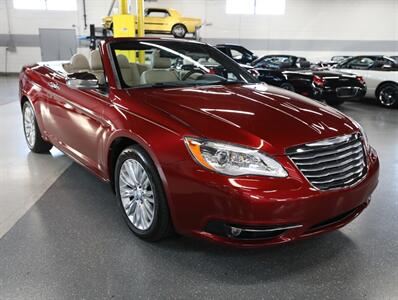 2013 Chrysler 200 Limited - Photo 7 - Addison, IL 60101