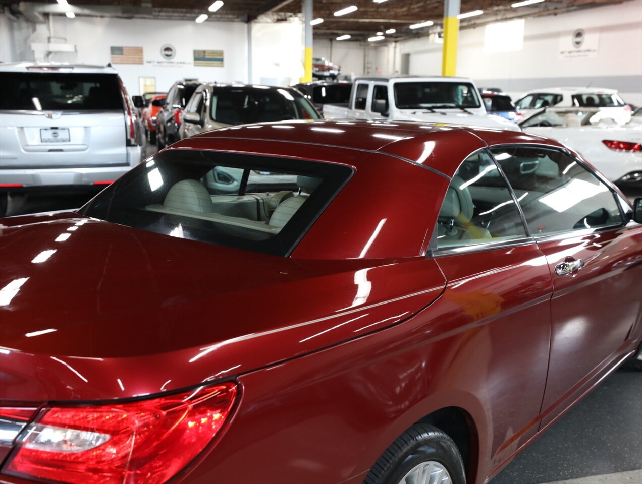 2013 Chrysler 200 Limited - Photo 37 - Addison, IL 60101
