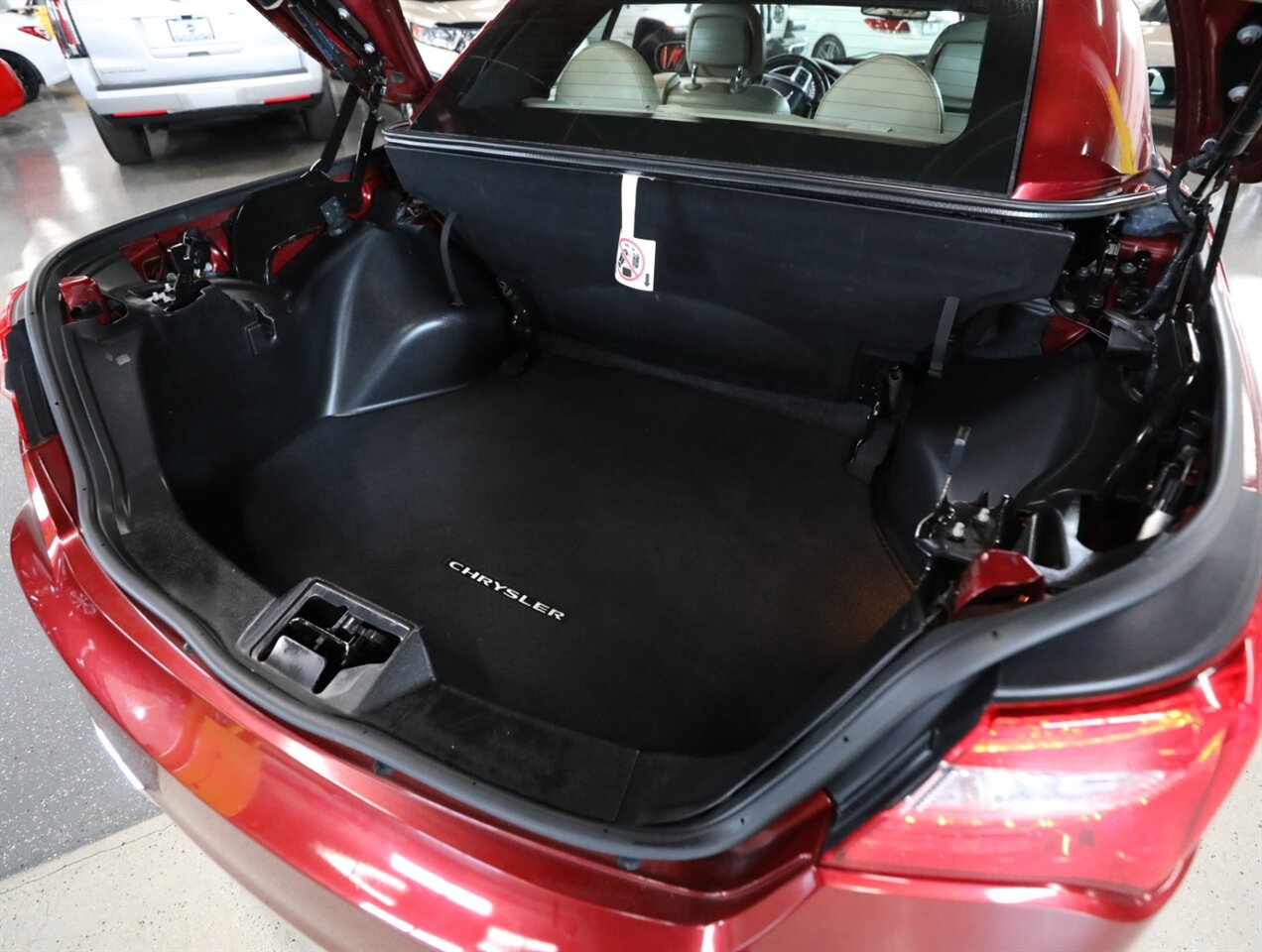 2013 Chrysler 200 Limited - Photo 21 - Addison, IL 60101