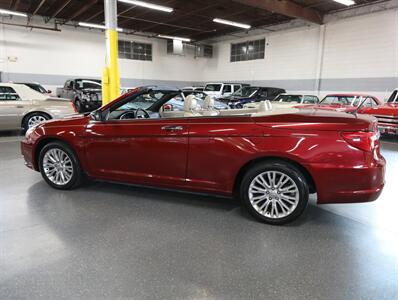 2013 Chrysler 200 Limited - Photo 15 - Addison, IL 60101